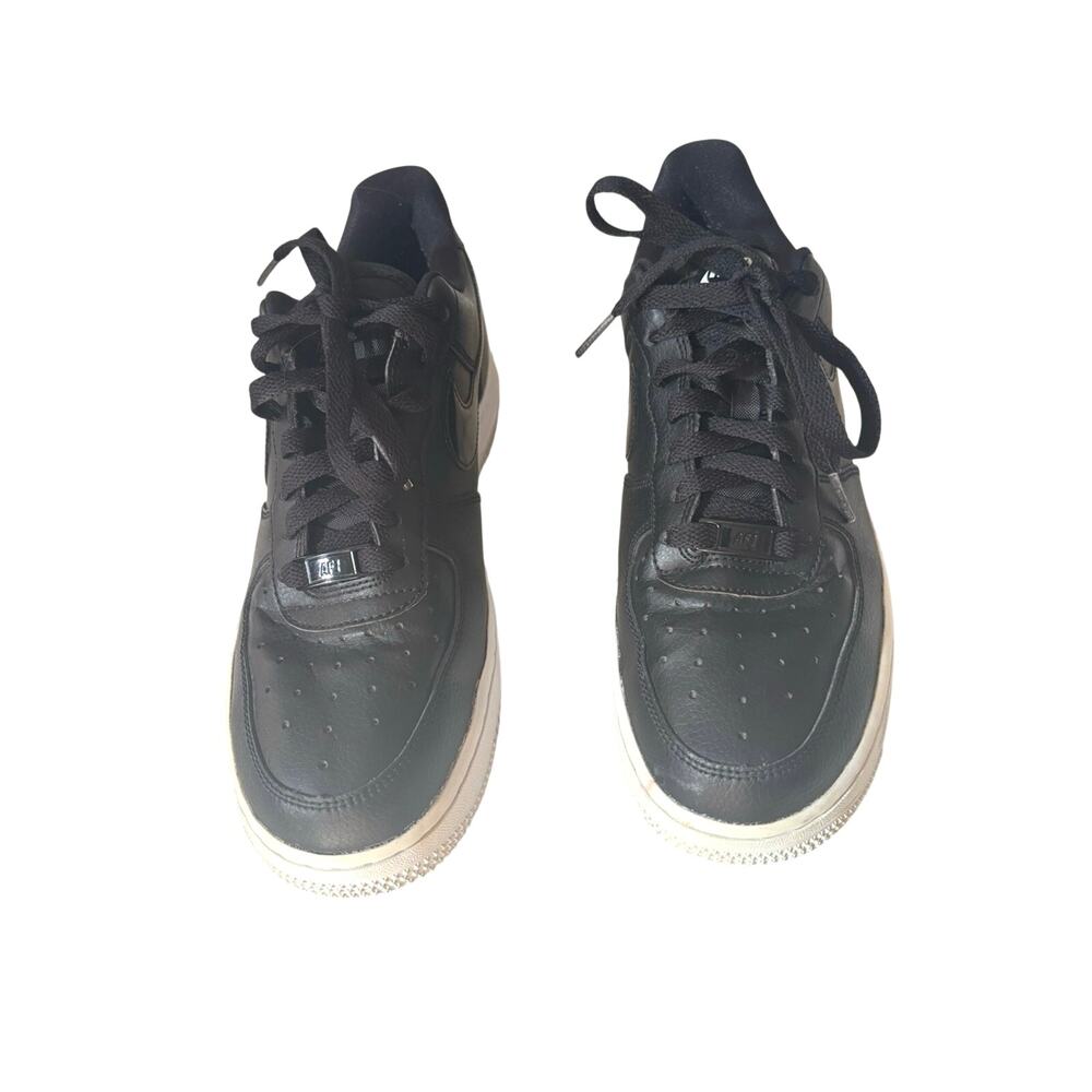 Nike Men's Black Leather Low-Top Sneakers with White Sole Air Force 1 07